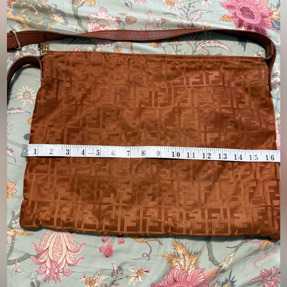Authentic Fendi Messenger Bag - Picture 2 of 11